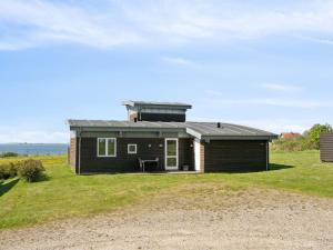 Holiday Home Halvor - 275m from the sea by Interhome