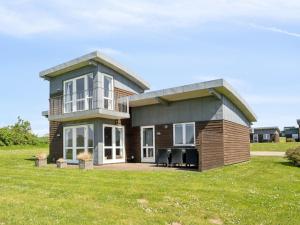 Holiday Home Halvor - 275m from the sea by Interhome