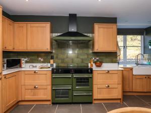 Lower Well Farm House