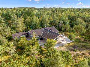 Holiday Home Guri - 600m to the fjord by Interhome