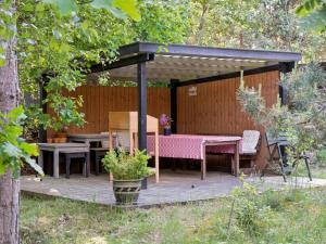 Holiday Home Fietje - 200m from the sea by Interhome