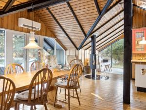 Holiday Home Fietje - 200m from the sea by Interhome