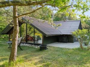 Holiday Home Fietje - 200m from the sea by Interhome