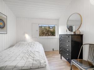 Holiday Home Krum - 250m from the sea by Interhome