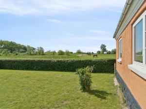 Holiday Home Adrienne - 6-4km from the sea by Interhome