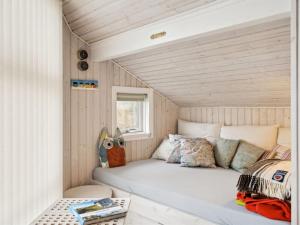 Holiday Home Hereth - 100m from the sea by Interhome