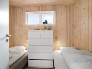 Holiday Home Dwerg - 500m from the sea by Interhome