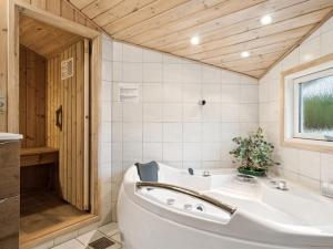 Holiday Home Alruna - 350m from the sea by Interhome