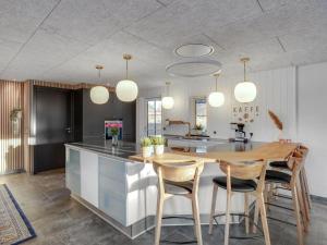 Holiday Home Oskari - 1-3km from the sea by Interhome