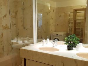 Superbe T2 Centre Brides-les-Bains avec Balcon et Wifi - FR-1-512-102