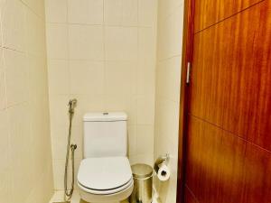 Modern Apartment standpoint near dubai opera