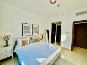Modern Apartment standpoint near dubai opera