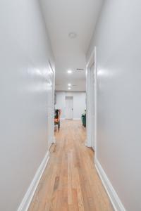 Chic 2BR Near Capitol Hill & Nightlife