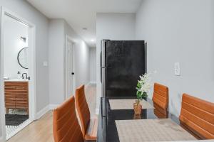 Chic 2BR Near Capitol Hill & Nightlife