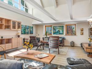 Holiday Home Elia - 5km to the fjord by Interhome