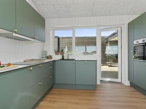 Holiday Home Fabine - 75m from the sea by Interhome