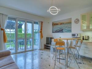 Apartment by Lake Garda near Gardaland