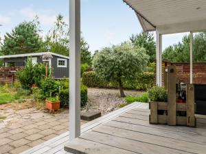 Holiday Home Thine - 800m from the sea by Interhome