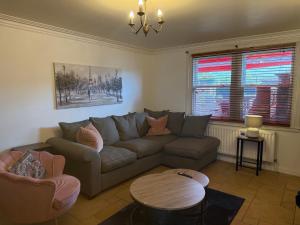 Crown and Shamrock Inn