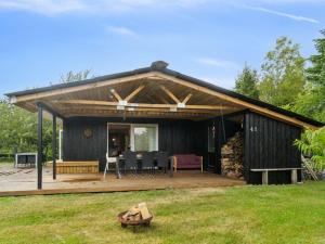 Holiday Home Bruno - 400m from the sea by Interhome