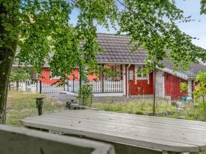 Holiday Home Stig - 1km from the sea by Interhome