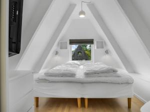Holiday Home Ernstine by Interhome