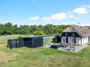 Apartment Ronja - 1-3km from the sea by Interhome