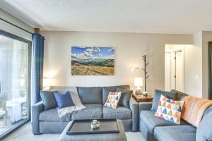 Elevated Fraser Condo with Mountain View and Amenities
