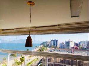 Apt Pé na Areia Martim de Sá Churrasq Varanda