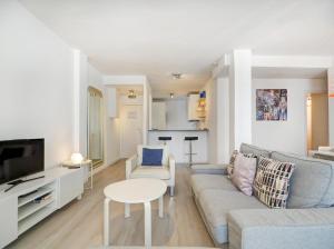 Warm Sands Apartment by Hello Homes Sitges