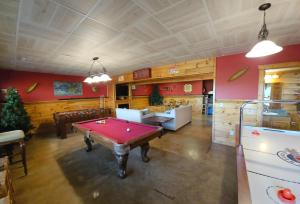 Poolside Mountain Retreat