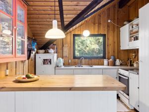 Holiday Home Fietje - 200m from the sea by Interhome