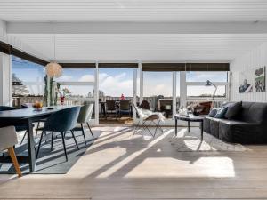 Holiday Home Sylvia - 450m from the sea by Interhome