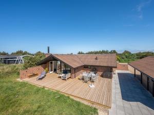 Holiday Home Tilda - 900m from the sea by Interhome