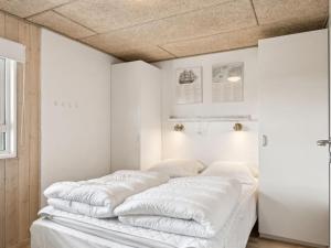 Holiday Home Katharine - 175m from the sea by Interhome
