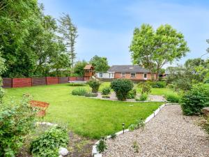 Holiday Home Elara - 300m from the sea by Interhome