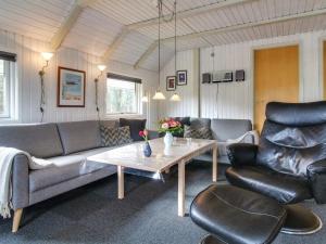 Holiday Home Emmi - 2-5km from the sea by Interhome