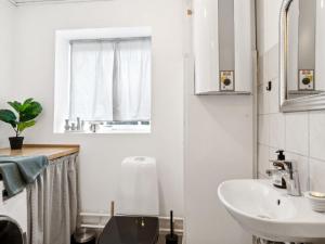 Holiday Home Kara - 450m from the sea by Interhome