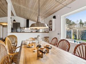 Holiday Home Kara - 450m from the sea by Interhome