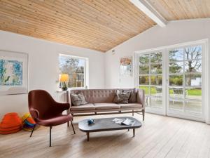 Holiday Home Kara - 450m from the sea by Interhome