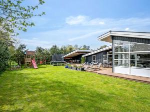 Holiday Home Helena - 700m from the sea by Interhome