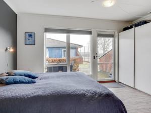 Apartment Ala - 80m from the sea by Interhome