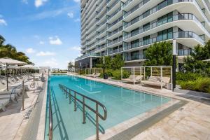 Stylish Miami Condo with Beach Access at 72 Park