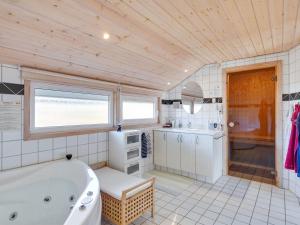 Holiday Home Allita - 12km from the sea by Interhome
