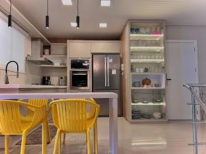 147 - Dúplex de Luxo com Jacuzzi em Mariscal