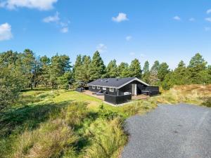 Holiday Home Eirik - 2-5km from the sea by Interhome