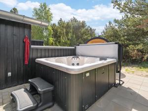 Holiday Home Ingobald - 1-5km from the sea by Interhome