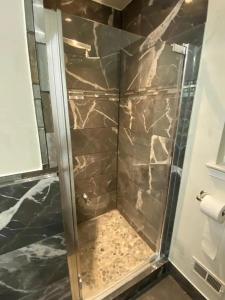 Spacious 4BR House minutes from Washington, DC