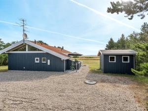 Holiday Home Eltje - 4km from the sea by Interhome