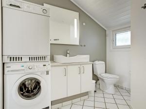 Holiday Home Stense - 900m from the sea by Interhome